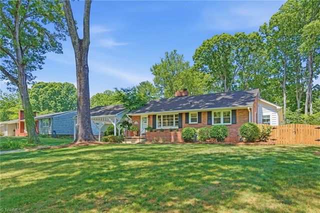 1156 Huntingdon Road, Winston-salem, NC 27104