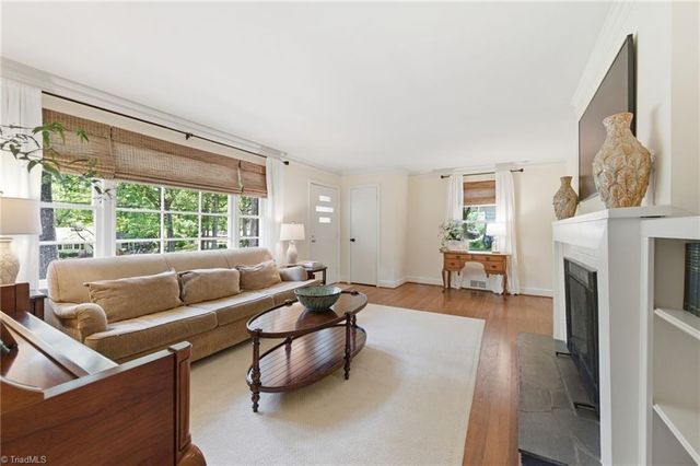 1156 Huntingdon Road, Winston-salem, NC 27104