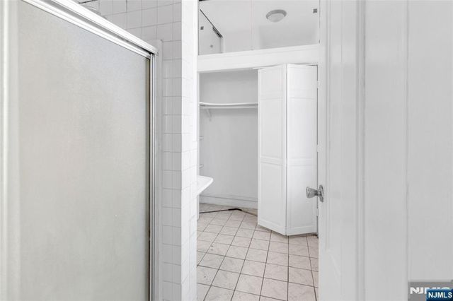 564 Hudson Avenue, Weehawken, NJ 07086