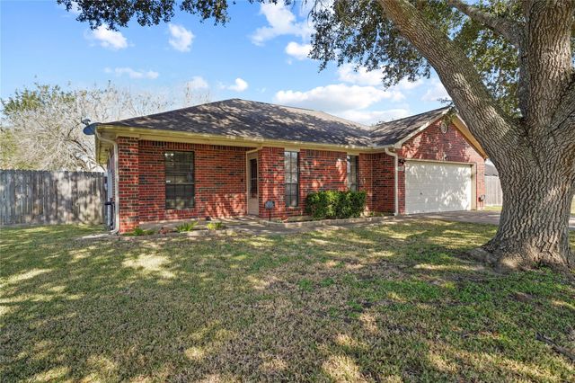 3089 County Road 855c, Alvin, TX 77511