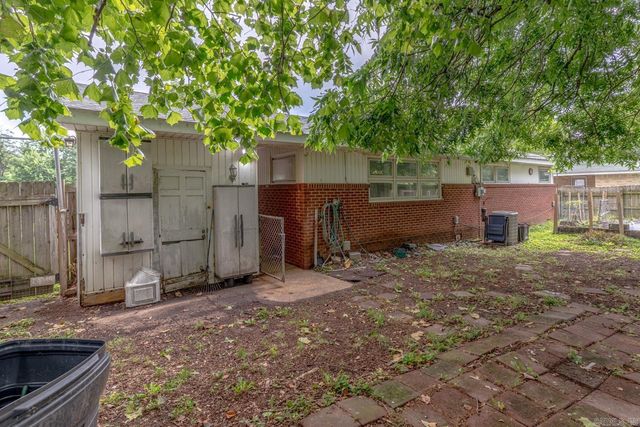 723 Valley Dr, Jonesboro, AR 72401