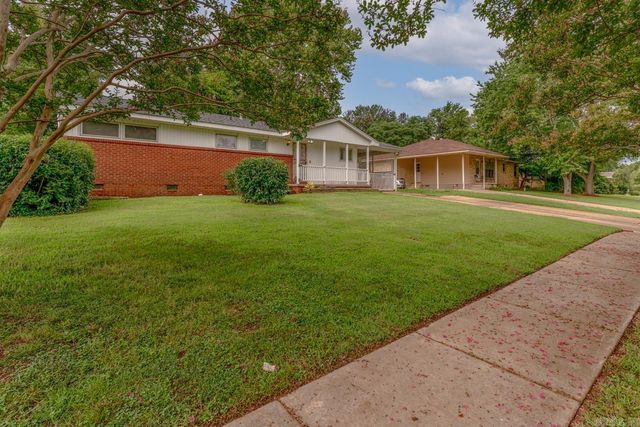 723 Valley Dr, Jonesboro, AR 72401