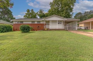 723 Valley Dr, Jonesboro, AR 72401