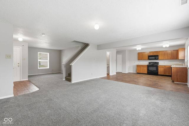 2853 Wolfgang Way, Indianapolis, IN 46239