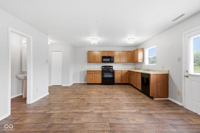 2853 Wolfgang Way, Indianapolis, IN 46239