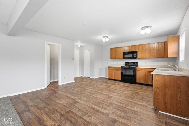 2853 Wolfgang Way, Indianapolis, IN 46239