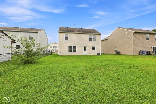 2853 Wolfgang Way, Indianapolis, IN 46239