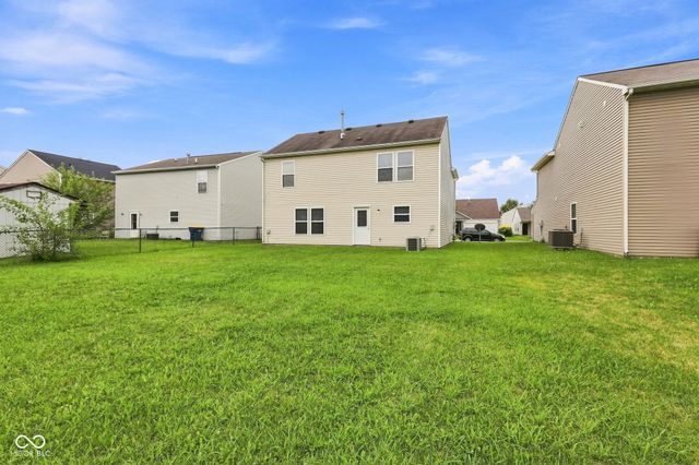 2853 Wolfgang Way, Indianapolis, IN 46239