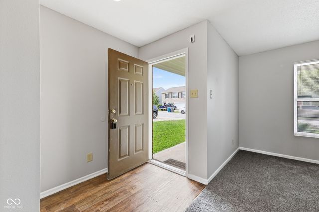 2853 Wolfgang Way, Indianapolis, IN 46239