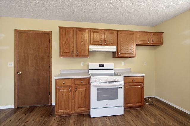 155 Frost Street, Pea Ridge, AR 72751