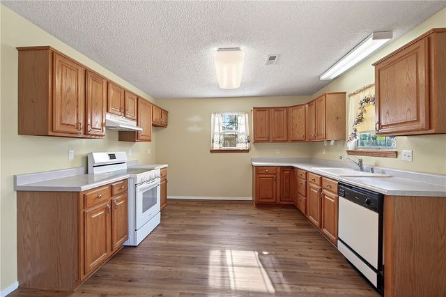 155 Frost Street, Pea Ridge, AR 72751