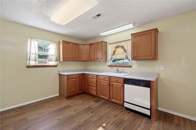 155 Frost Street, Pea Ridge, AR 72751