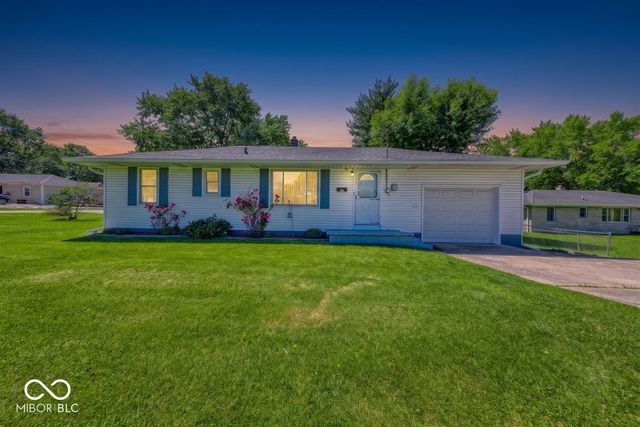 249 W County Line Road, Greenwood, IN 46142