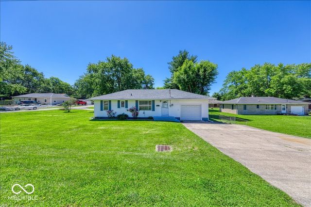 249 W County Line Road, Greenwood, IN 46142