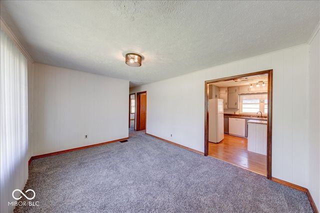 249 W County Line Road, Greenwood, IN 46142