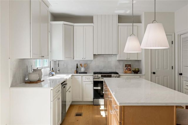 770 Heathland Drive, Roswell, GA 30075