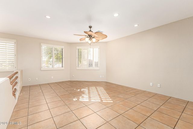 1732 E GELDING Drive, Phoenix, AZ 85022