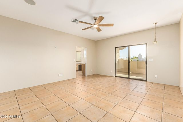 1732 E GELDING Drive, Phoenix, AZ 85022