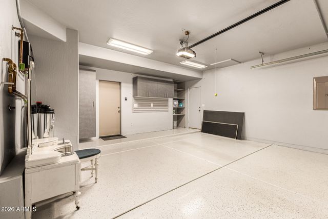 1732 E GELDING Drive, Phoenix, AZ 85022