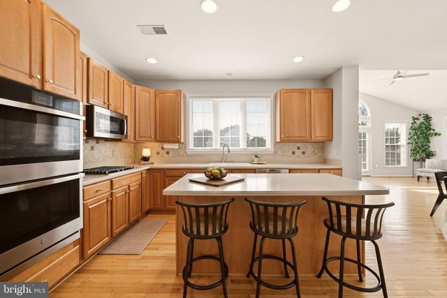 5431 LICK RIVER LN, Gainesville, VA 20155