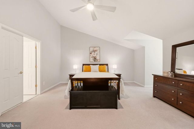 5431 LICK RIVER LN, Gainesville, VA 20155