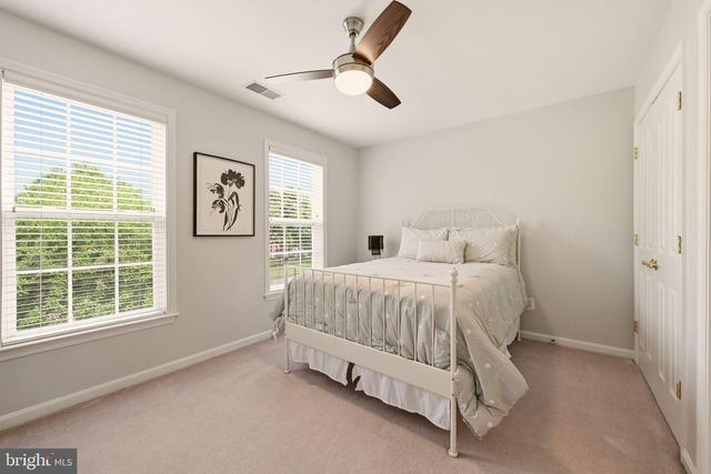 5431 LICK RIVER LN, Gainesville, VA 20155