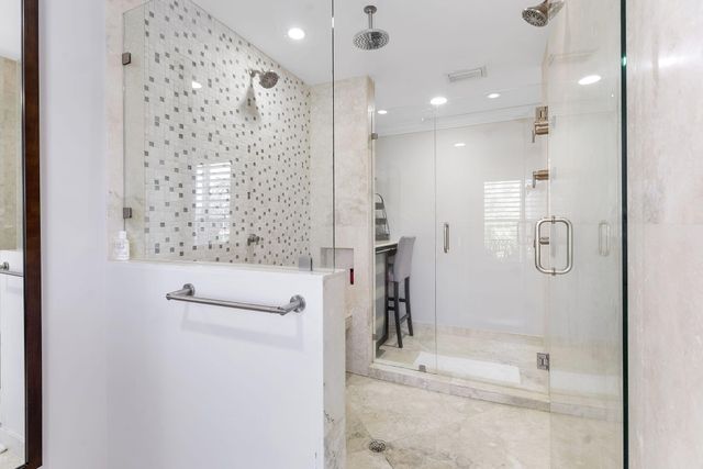 910 JASMINE Drive, Delray Beach, FL 33483