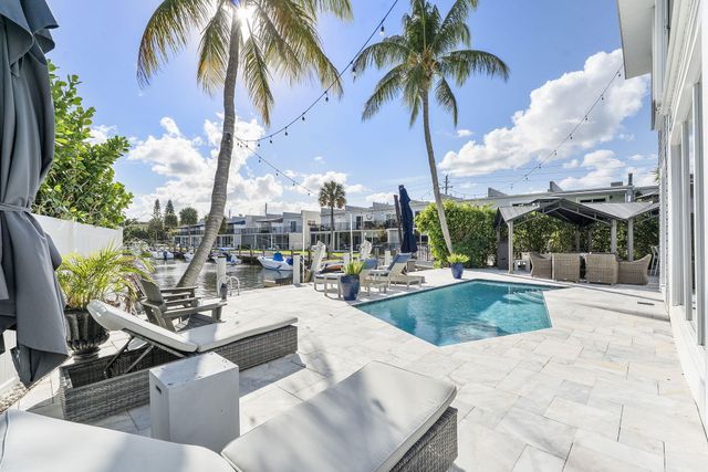 910 JASMINE Drive, Delray Beach, FL 33483