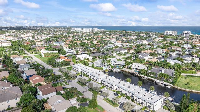 910 JASMINE Drive, Delray Beach, FL 33483