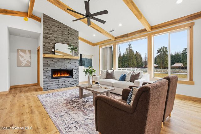 113 Backtrack RD, Sandpoint, ID 83864