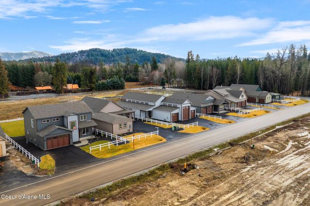 113 Backtrack RD, Sandpoint, ID 83864