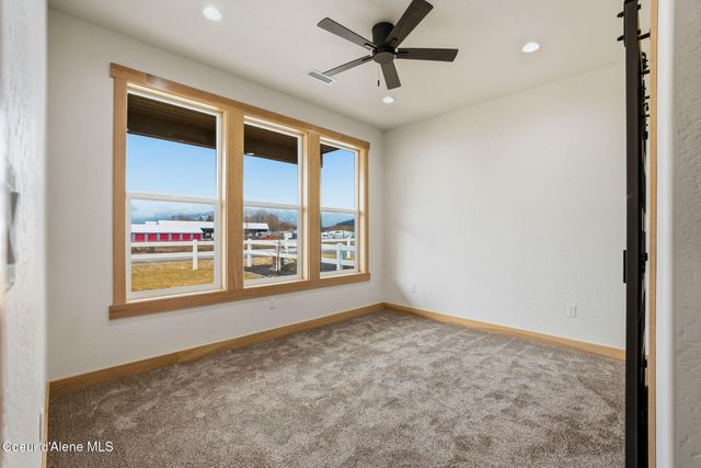 113 Backtrack RD, Sandpoint, ID 83864