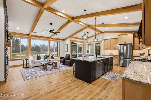 113 Backtrack RD, Sandpoint, ID 83864