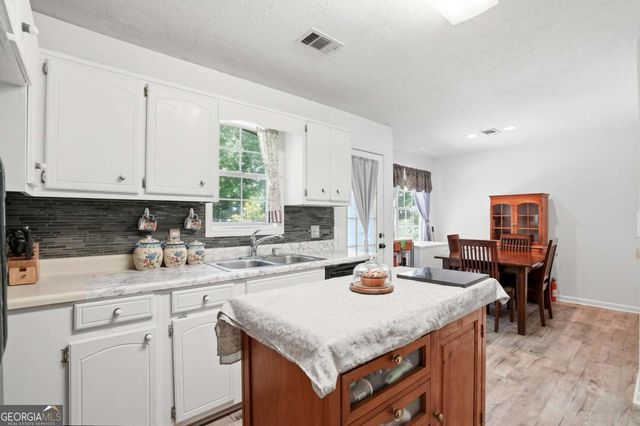 75 Spring Ridge Drive, Dawsonville, GA 30534