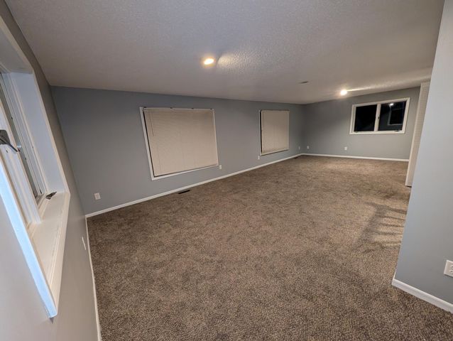 1963 Arlington Avenue E, Saint Paul, MN 55119