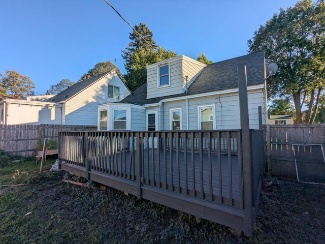 1963 Arlington Avenue E, Saint Paul, MN 55119