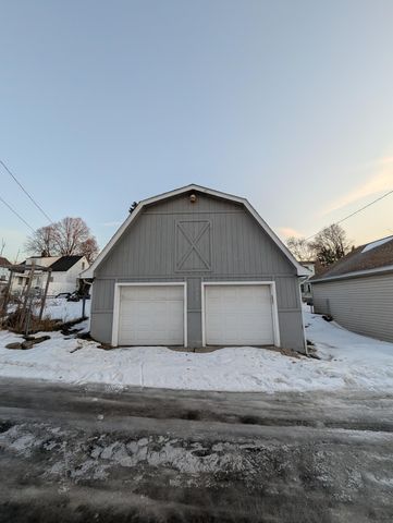 1963 Arlington Avenue E, Saint Paul, MN 55119