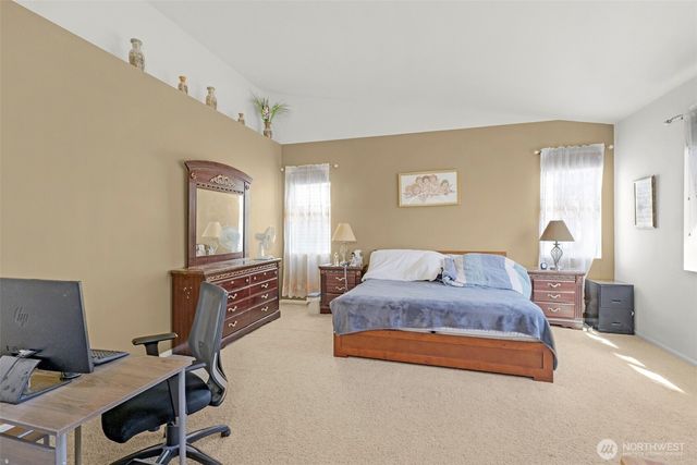 2209 164th Avenue Ct E, Lake Tapps, WA 98391