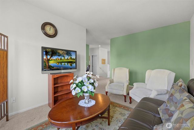 2209 164th Avenue Ct E, Lake Tapps, WA 98391