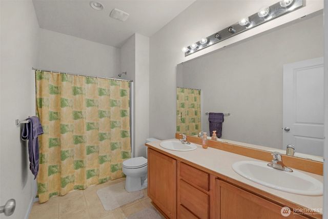 2209 164th Avenue Ct E, Lake Tapps, WA 98391