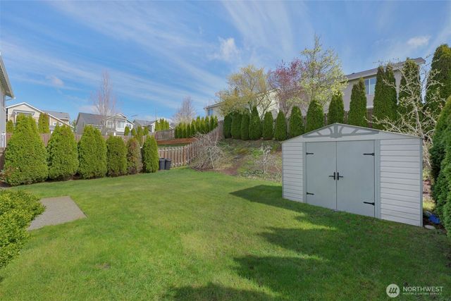 2209 164th Avenue Ct E, Lake Tapps, WA 98391