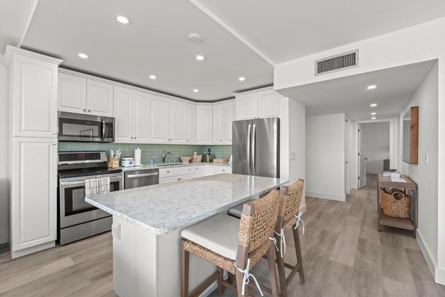 5440 N Ocean Drive 306, Singer Island, FL 33404