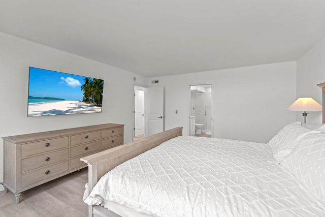 5440 N Ocean Drive 306, Singer Island, FL 33404