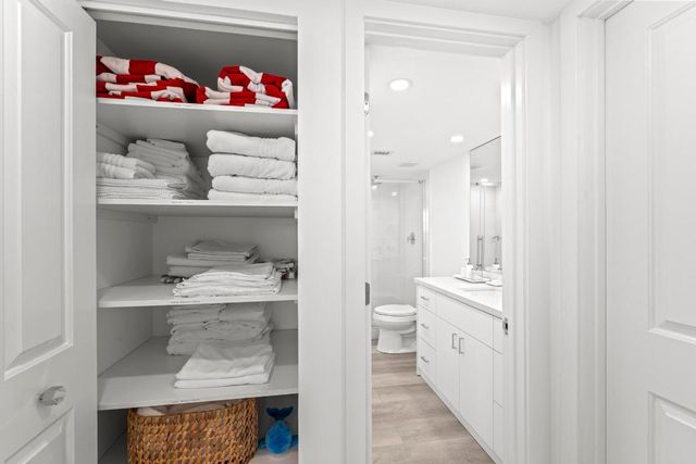 5440 N Ocean Drive 306, Singer Island, FL 33404