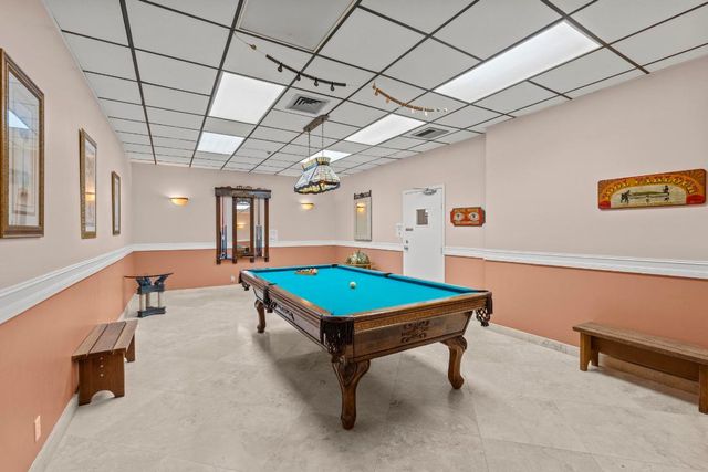 5440 N Ocean Drive 306, Singer Island, FL 33404