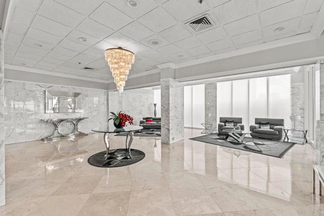 5440 N Ocean Drive 306, Singer Island, FL 33404