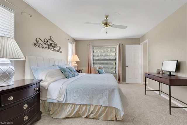 105 Montaubon CT, Naples, FL 34112