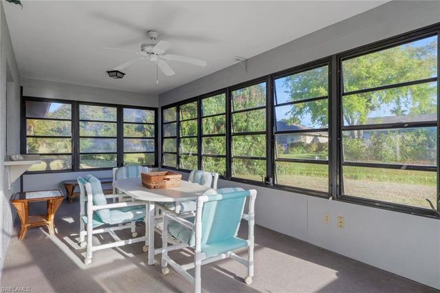 105 Montaubon CT, Naples, FL 34112