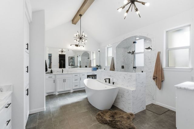 1038 Kingsley Court, Weatherford, TX 76087