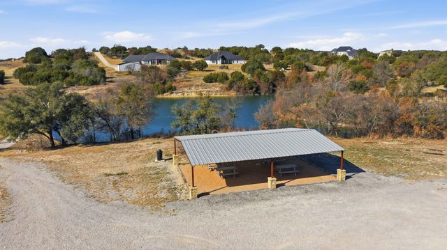 1038 Kingsley Court, Weatherford, TX 76087